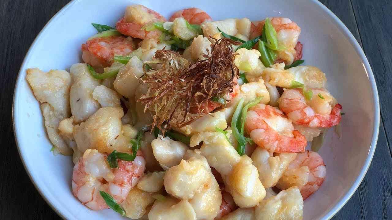 Chinese Buffet Seafood Delight – Creamy Crab, Shrimp & Veggie Casserole